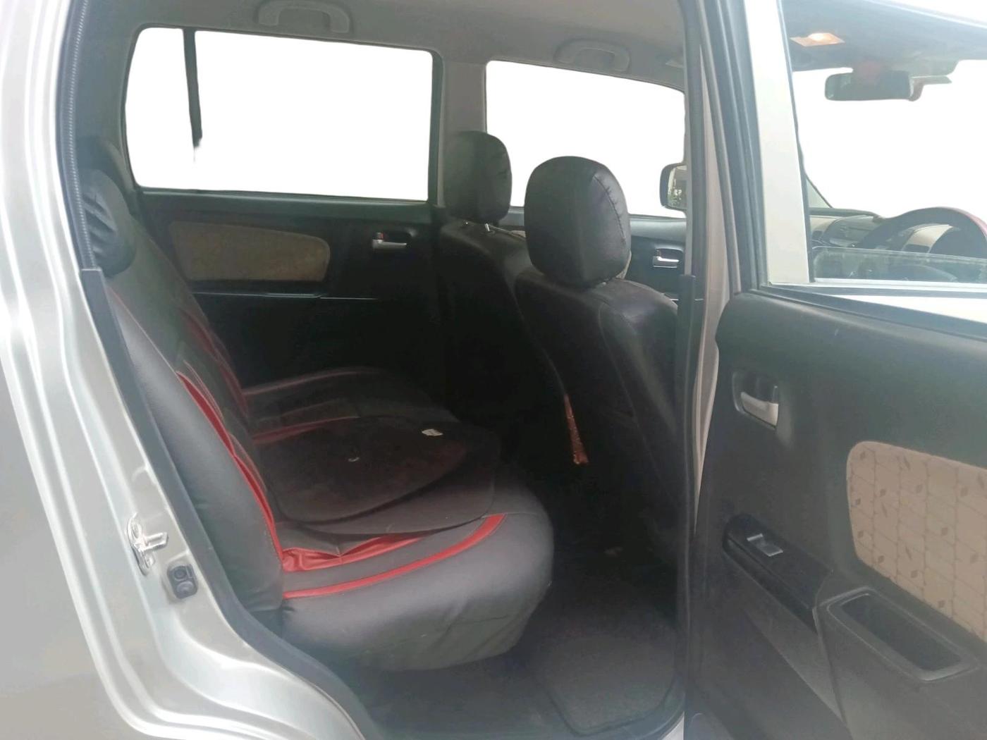 2018 Maruti Wagon R 1.0 VXI, Petrol, Manual, 51,150 km, interior