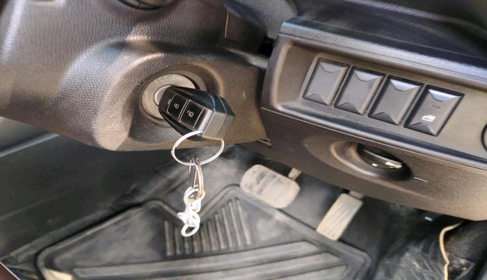 2024 CITROEN E C3 Shine, Electric, Automatic, 56,424 km, interior