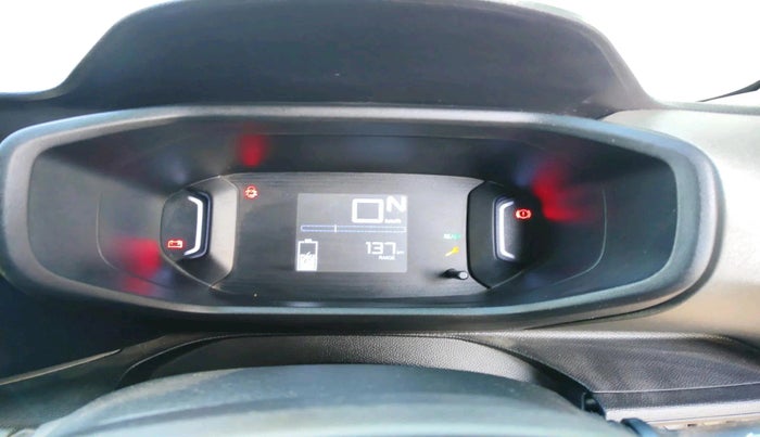 2024 CITROEN E C3 Shine, Electric, Automatic, 56,424 km, interior