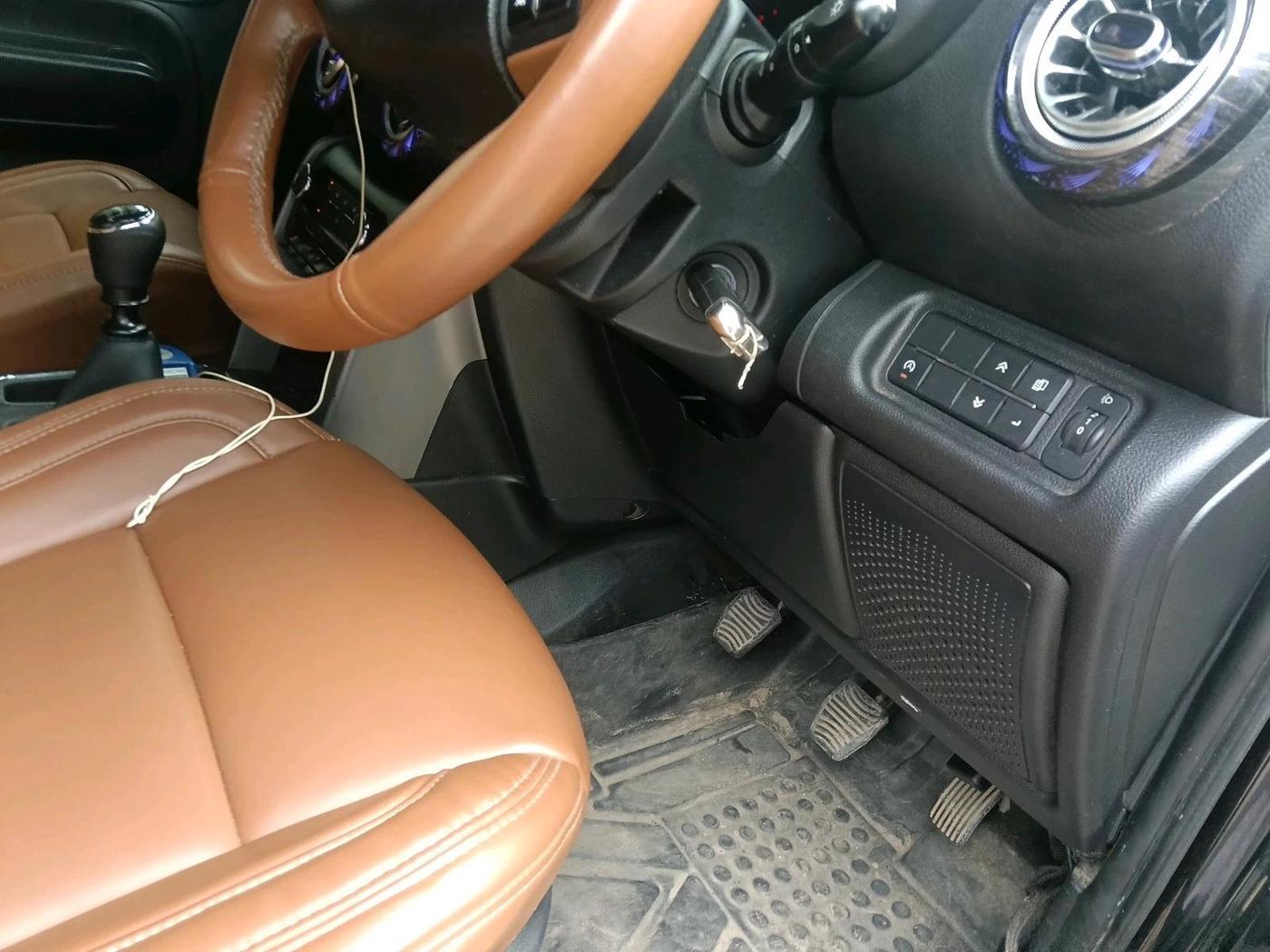 2023 Mahindra Thar LX D HT 2WD MT, Diesel, Manual, 72,105 km, interior