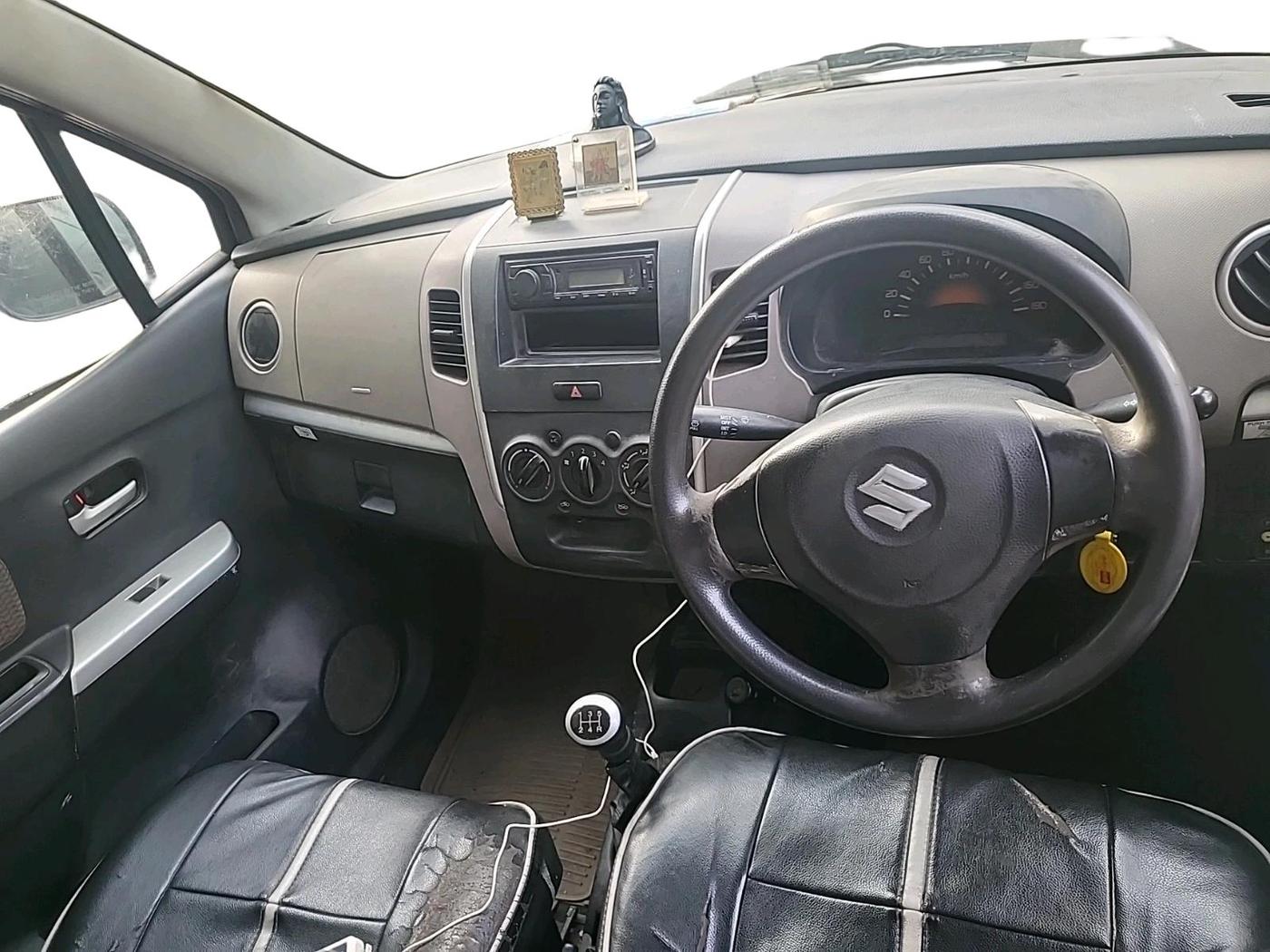 2013 Maruti Wagon R 1.0 LXI CNG, CNG, Manual, 1,36,019 km, interior