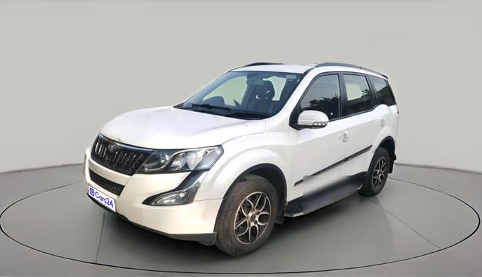 2017 Mahindra XUV500 W6 1.99, Diesel, Manual, 45,774 km, exterior