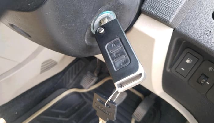 2017 Mahindra XUV500 W6 1.99, Diesel, Manual, 45,774 km, interior