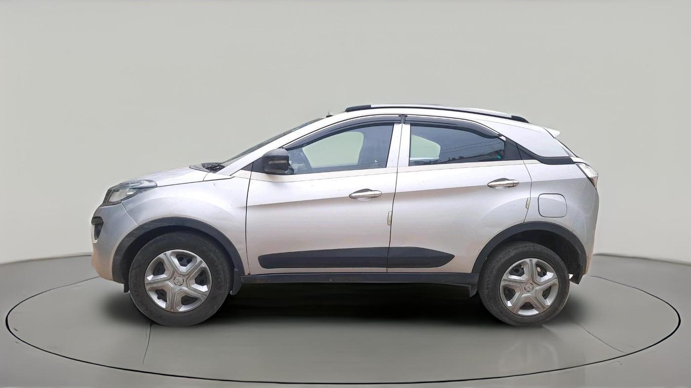 2019 Tata NEXON XM PETROL, Petrol, Manual, 74,500 km, exterior
