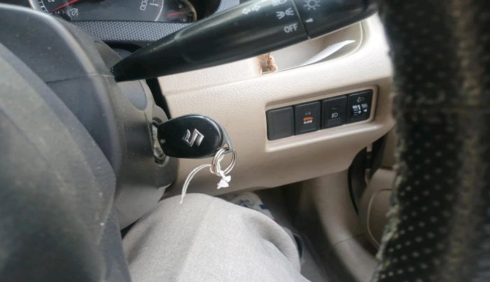 2015 Maruti Swift Dzire VXI, Petrol, Manual, 1,05,665 km, interior