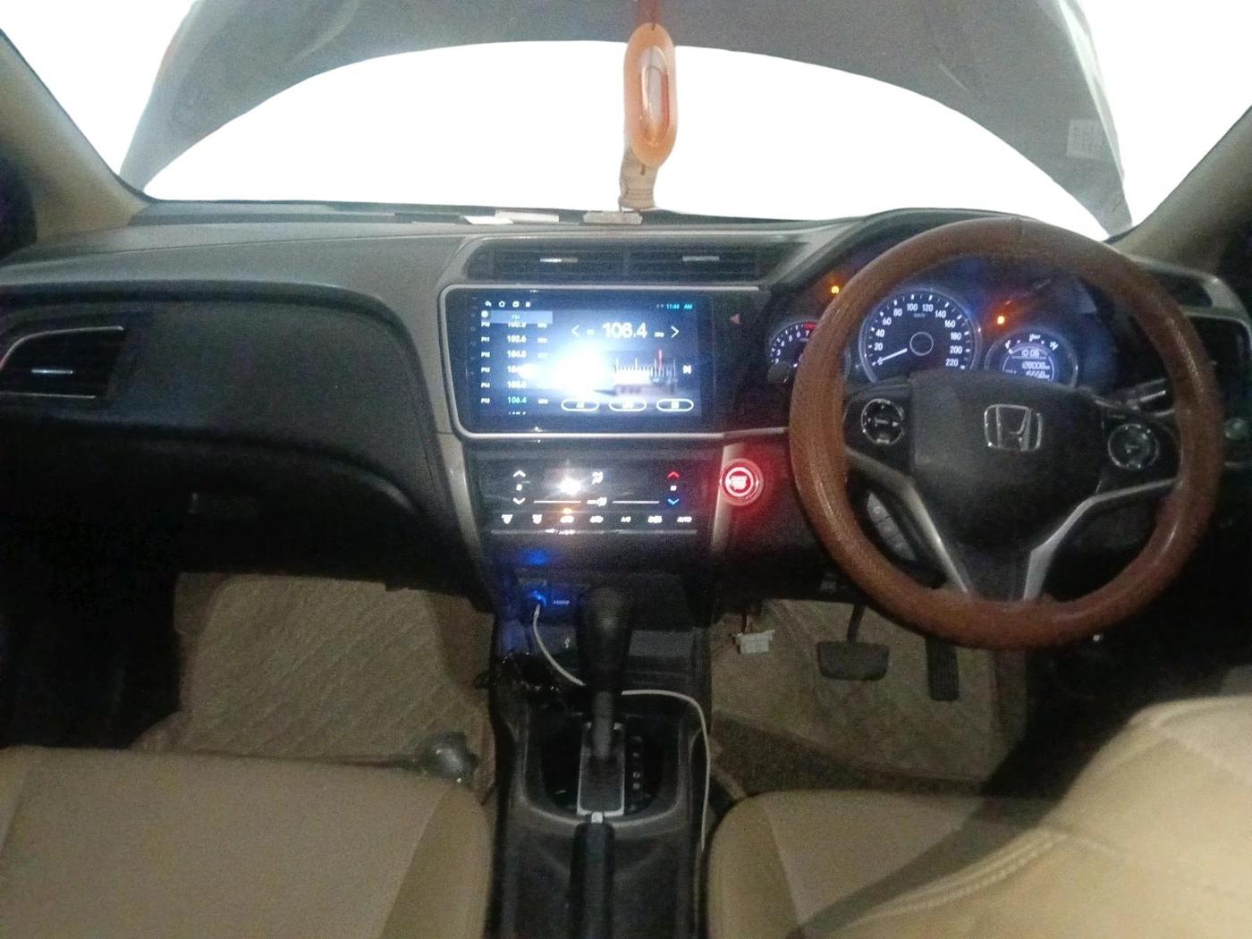 2017 Honda City 1.5L I-VTEC ZX CVT, Petrol, Automatic, 1,28,008 km, interior
