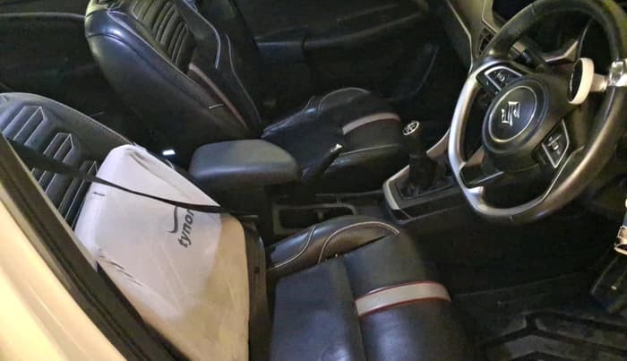 2022 Maruti BREZZA LXI SMART HYBRID, Petrol, Manual, 42,856 km, interior