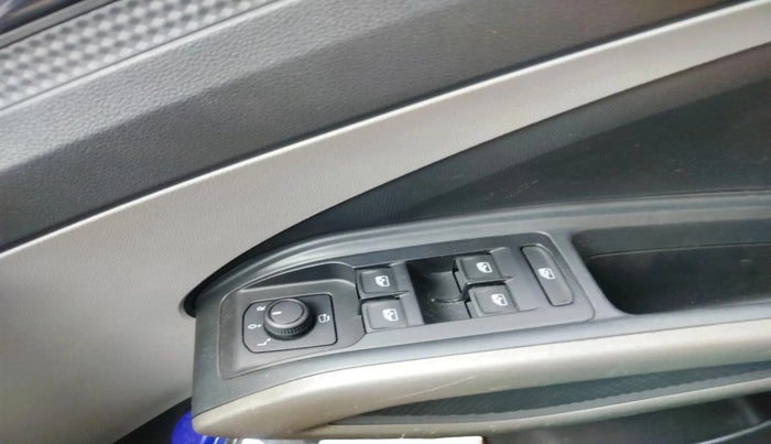 2025 Skoda Kylaq Signature Plus AT, Petrol, Automatic, 14,667 km, interior