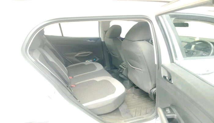 2025 Skoda Kylaq Signature Plus AT, Petrol, Automatic, 14,667 km, interior