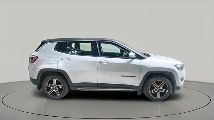 2017 Jeep Compass SPORT 2.0 DIESEL, Diesel, Manual, 1,23,499 km, exterior