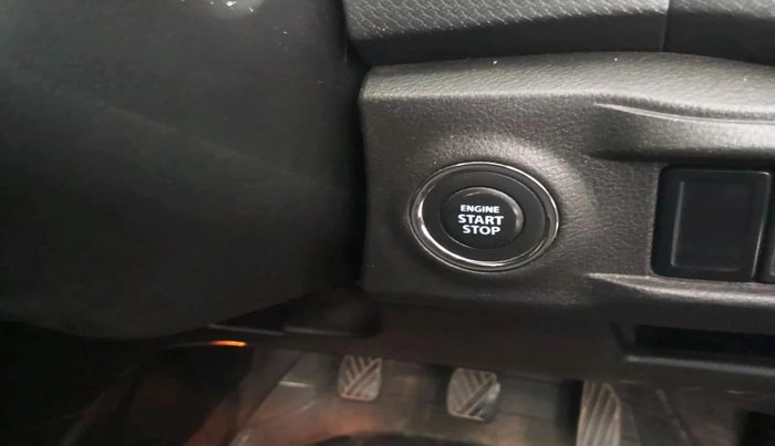 2022 Maruti Vitara Brezza VXI, Petrol, Manual, 73,283 km, interior