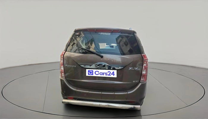 2018 Mahindra XUV500 W10 1.99, Diesel, Manual, 76,978 km, exterior