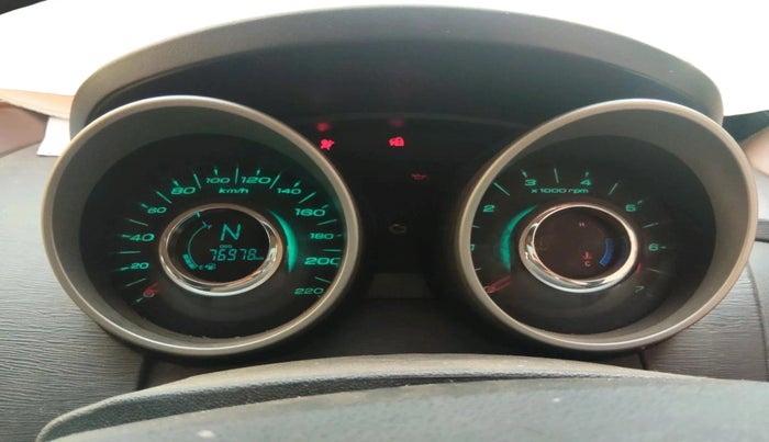 2018 Mahindra XUV500 W10 1.99, Diesel, Manual, 76,978 km, interior