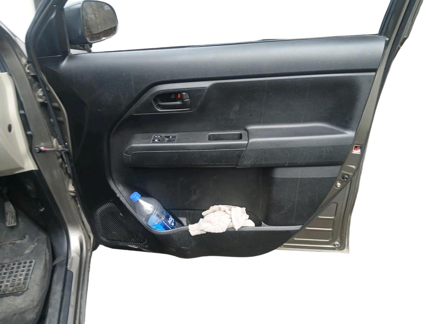 2022 Maruti New Wagon-R LXI 1.0, Petrol, Manual, 39,781 km, interior