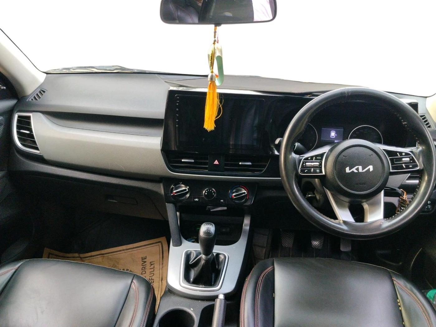 2022 KIA SELTOS HTE 1.5 PETROL, Petrol, Manual, 32,311 km, interior