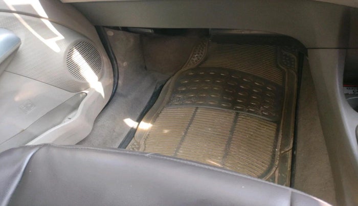 2013 Toyota Etios G, Petrol, Manual, 1,73,998 km, interior