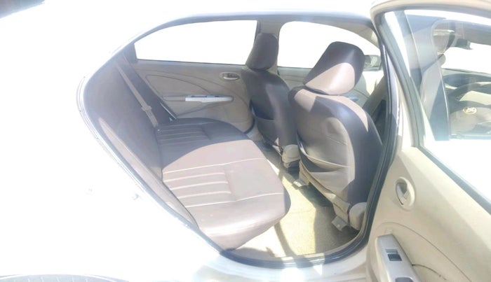 2013 Toyota Etios G, Petrol, Manual, 1,73,998 km, interior