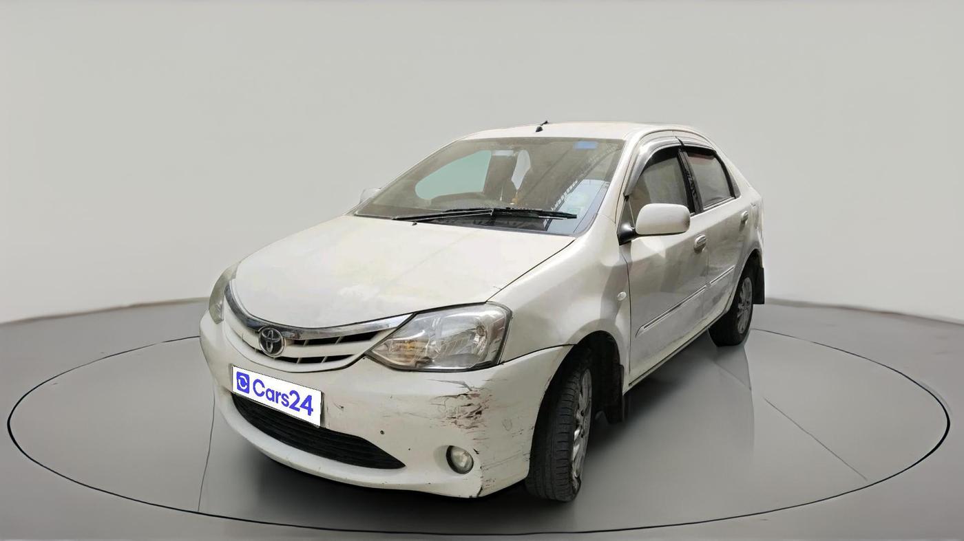 2011 Toyota Etios V, CNG, Manual, 96,030 km, exterior