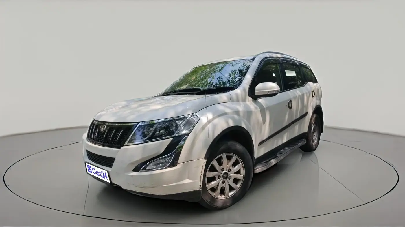 2017 Mahindra XUV500 W10, Diesel, Manual, 1,12,000 km, exterior