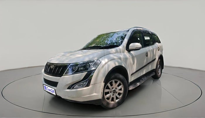 2017 Mahindra XUV500 W10, Diesel, Manual, 1,11,215 km, exterior