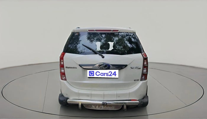 2017 Mahindra XUV500 W10, Diesel, Manual, 1,11,215 km, exterior