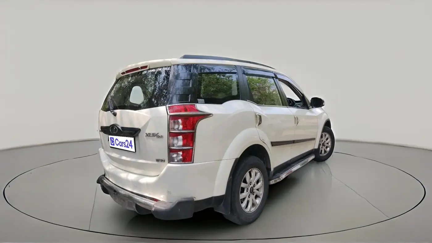 2017 Mahindra XUV500 W10, Diesel, Manual, 1,12,000 km, exterior