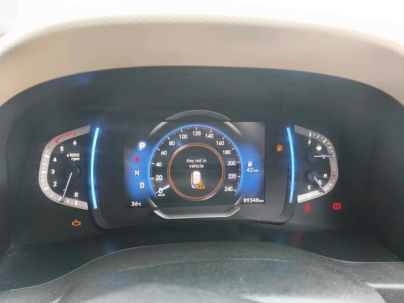 2022 Hyundai Creta SX (O) AT 1.5 DIESEL, Diesel, Automatic, 89,348 km, interior