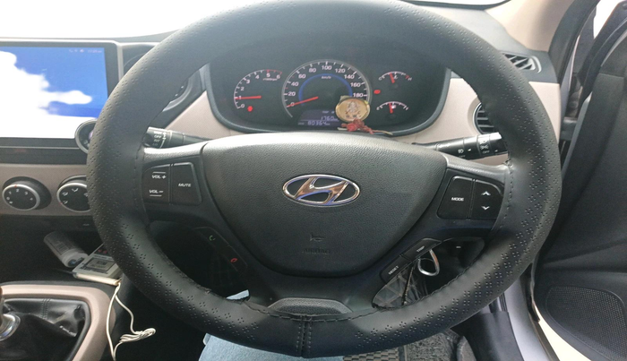 2017 Hyundai Grand i10 SPORTZ U2 1.2 CRDI, Diesel, Manual, 80,364 km, interior