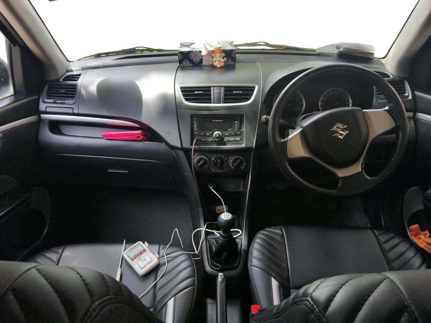 2013 Maruti Swift VXI, Petrol, Manual, 32,043 km, interior
