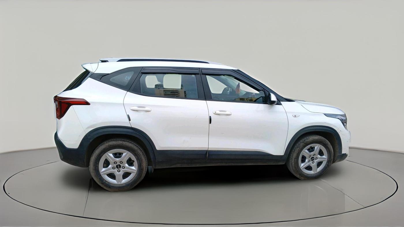 2023 KIA SELTOS  HTE 1.5 PETROL MT, Petrol, Manual, 27,869 km, exterior