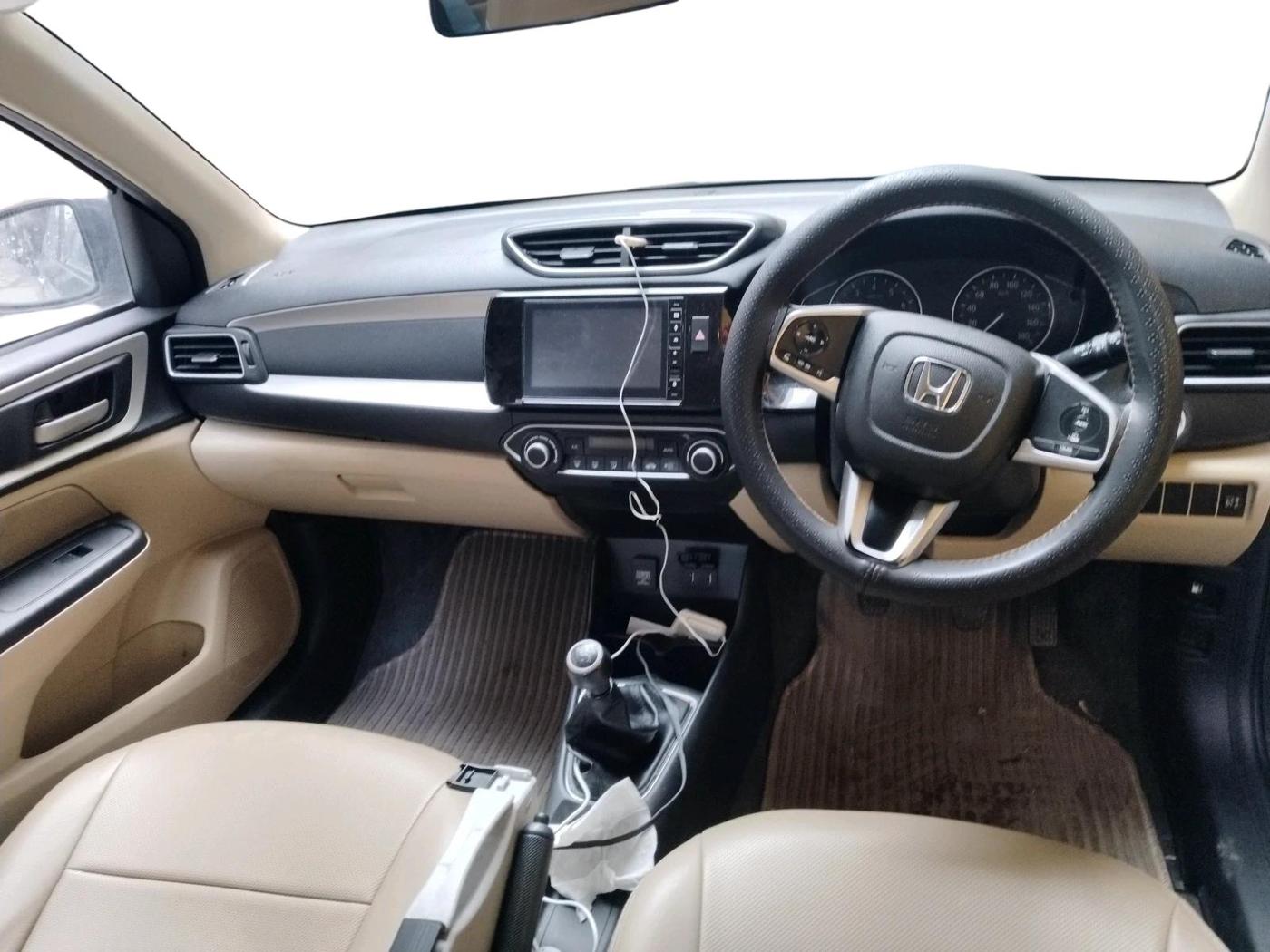 2022 Honda Amaze 1.2L I-VTEC VX, Petrol, Manual, 56,949 km, interior