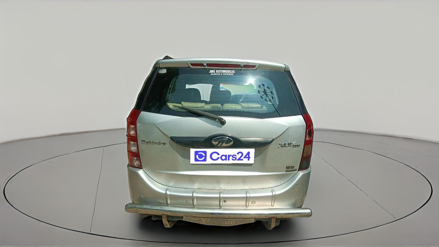 2016 Mahindra XUV500 W6 AT 1.99, Diesel, Automatic, 1,87,045 km, exterior
