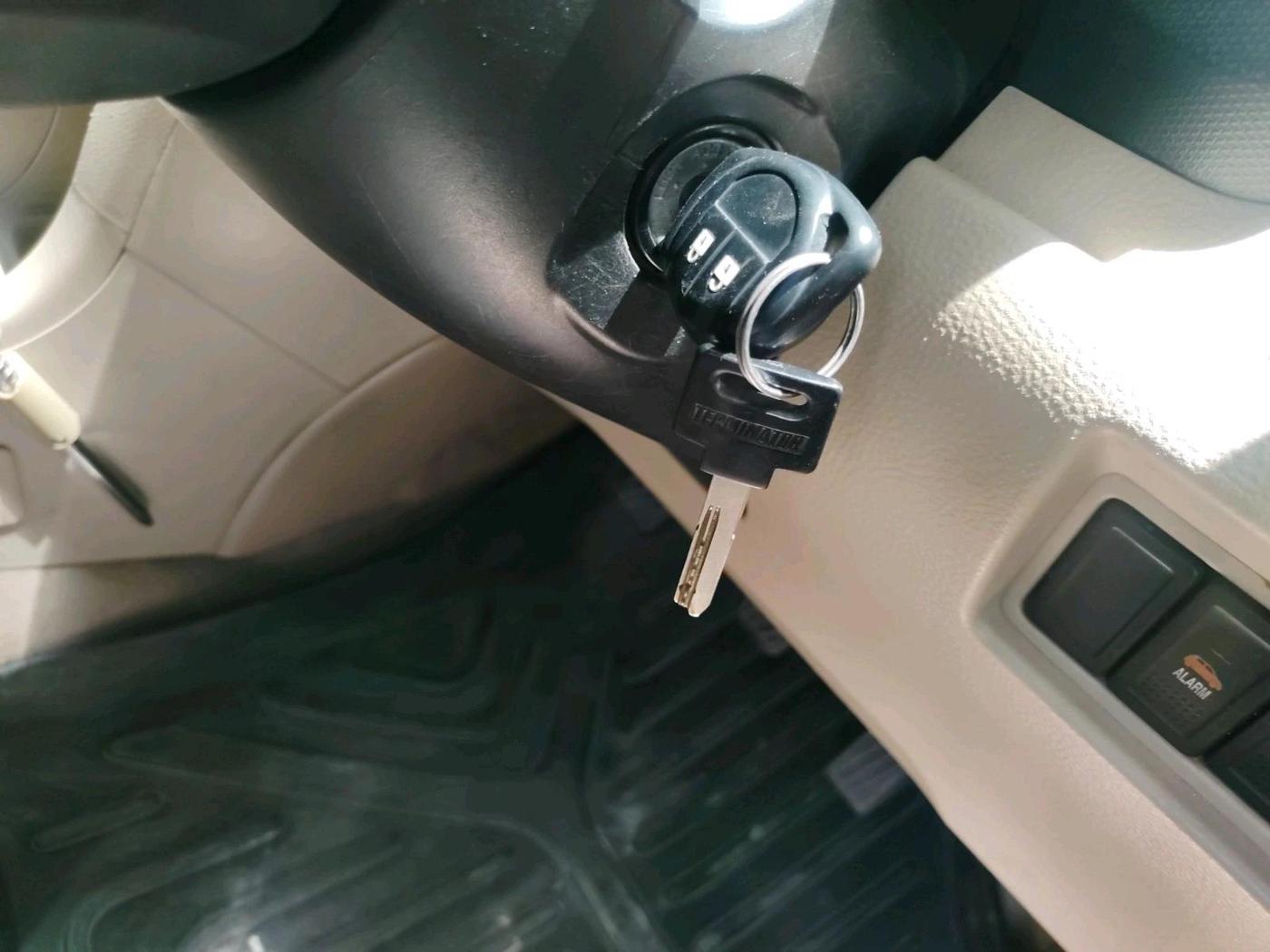 2015 Maruti Swift Dzire VXI, Petrol, Manual, 47,570 km, interior