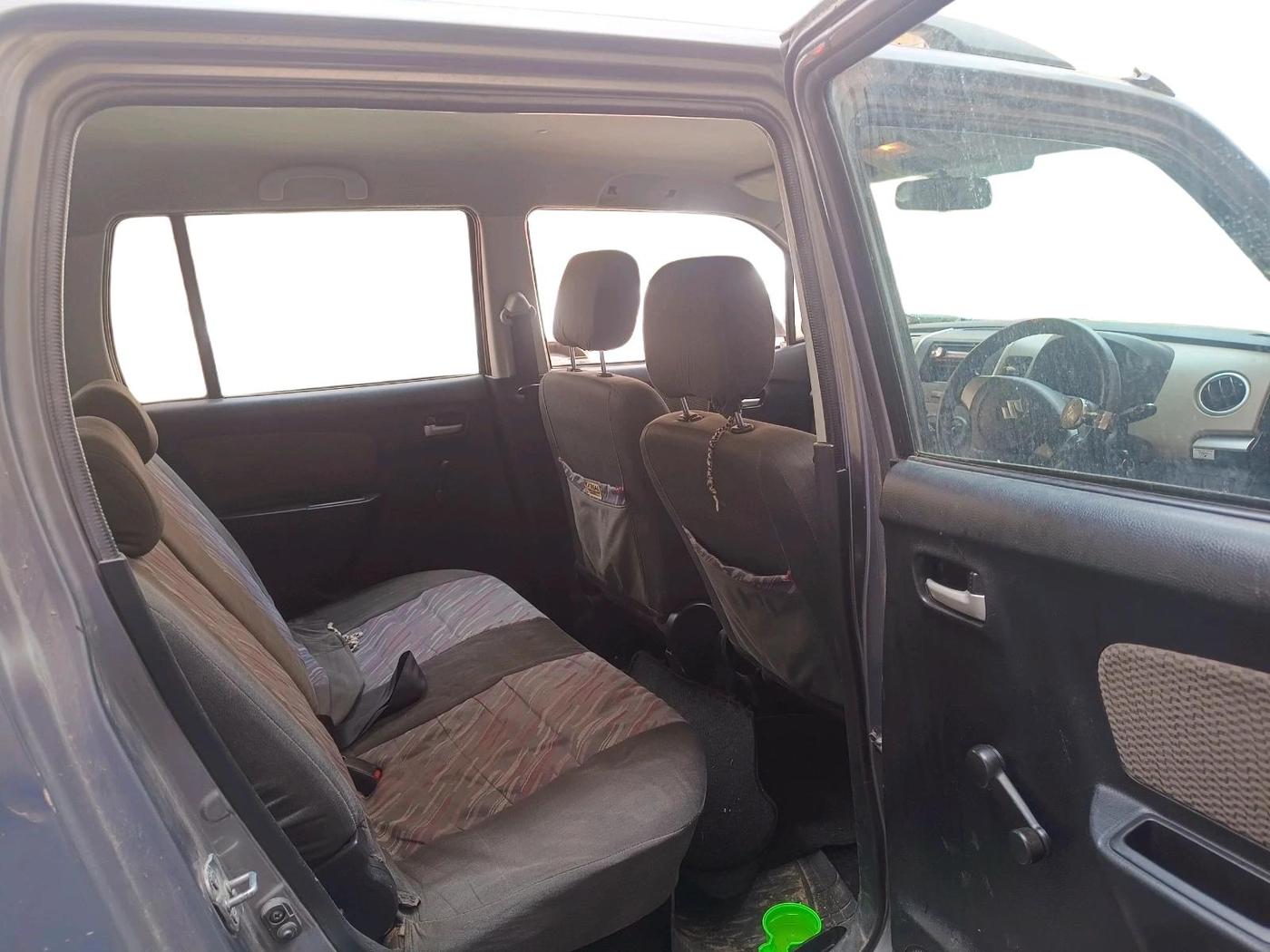 2014 Maruti Wagon R 1.0 LXI, Petrol, Manual, 35,418 km, interior