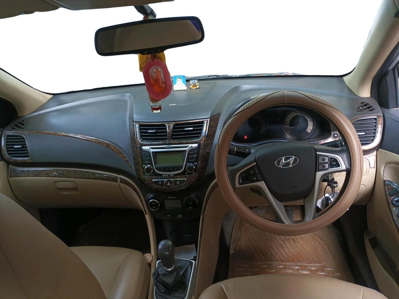 2013 Hyundai Verna FLUIDIC 1.6 VTVT SX, Petrol, Manual, 46,821 km, interior