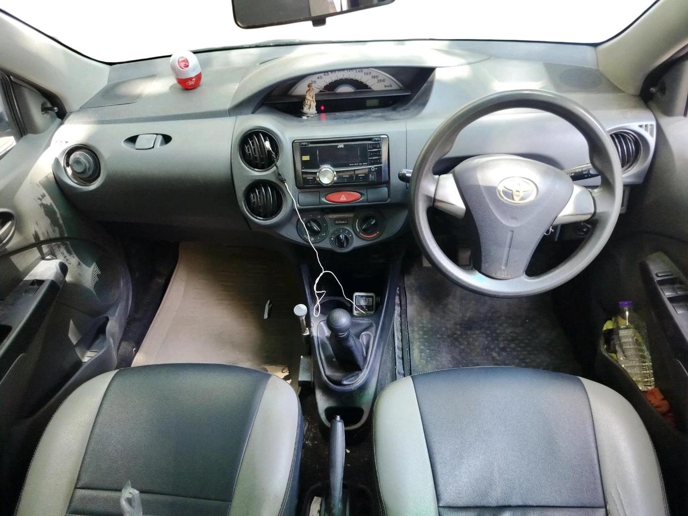 2012 Toyota Etios G, Petrol, Manual, 80,493 km, interior