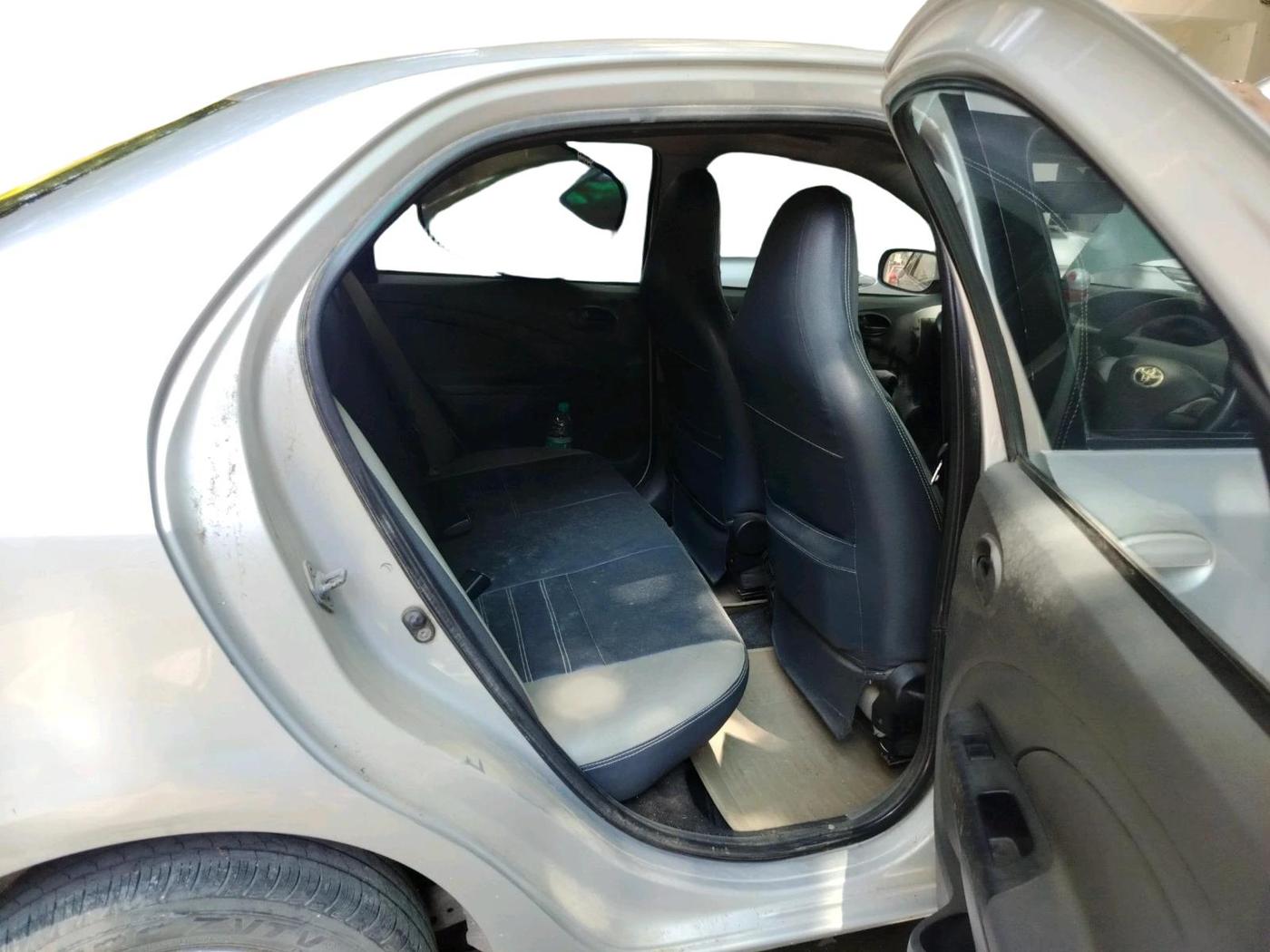 2012 Toyota Etios G, Petrol, Manual, 80,493 km, interior
