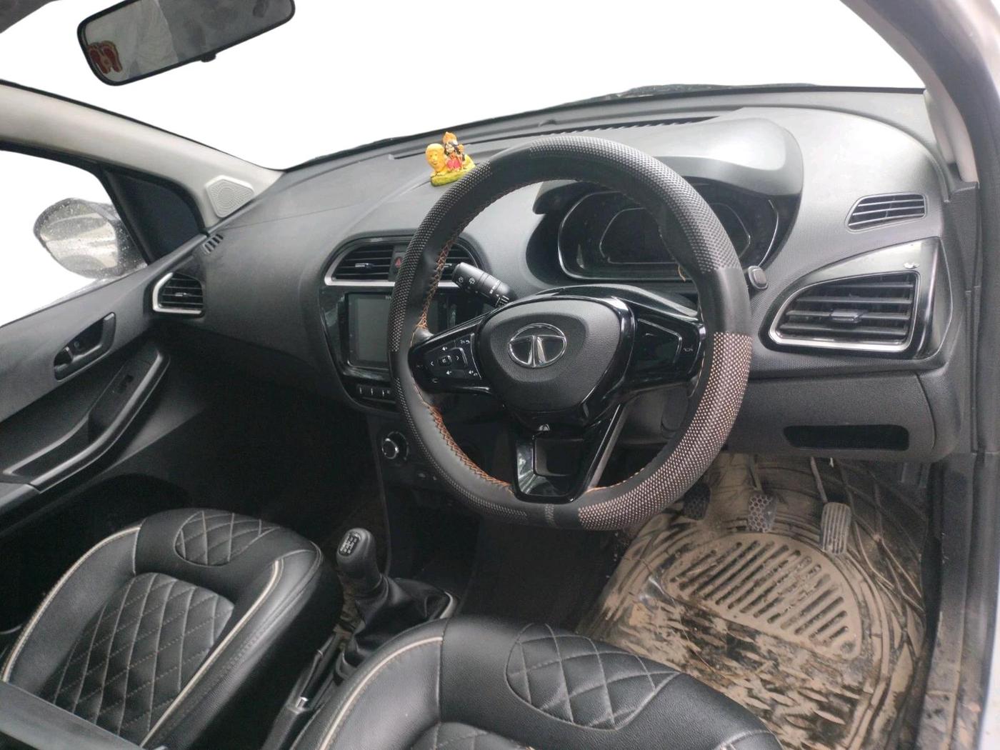 2021 Tata TIAGO NRG XZ MT, Petrol, Manual, 1,17,791 km, interior