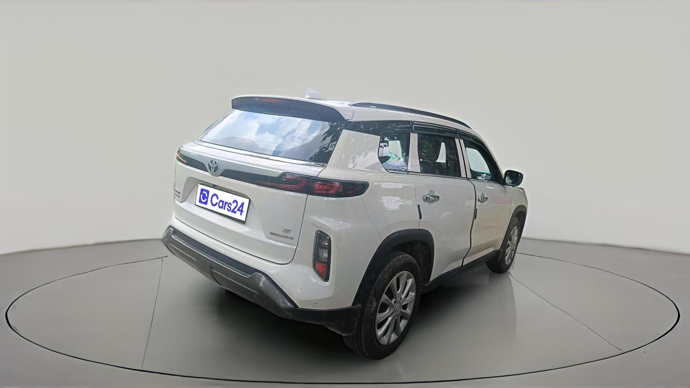 2026 Toyota URBAN CRUISER HYRYDER E NEO DRIVE, Petrol, Manual, 9,802 km, exterior