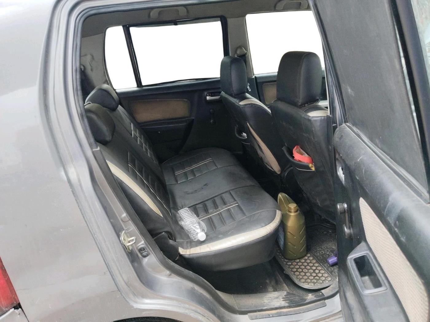 2017 Maruti Wagon R 1.0 LXI CNG, CNG, Manual, 1,69,468 km, interior
