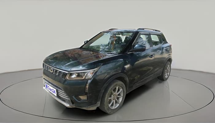 2019 Mahindra XUV300 W6 1.5 DIESEL, Diesel, Manual, 1,34,073 km, exterior