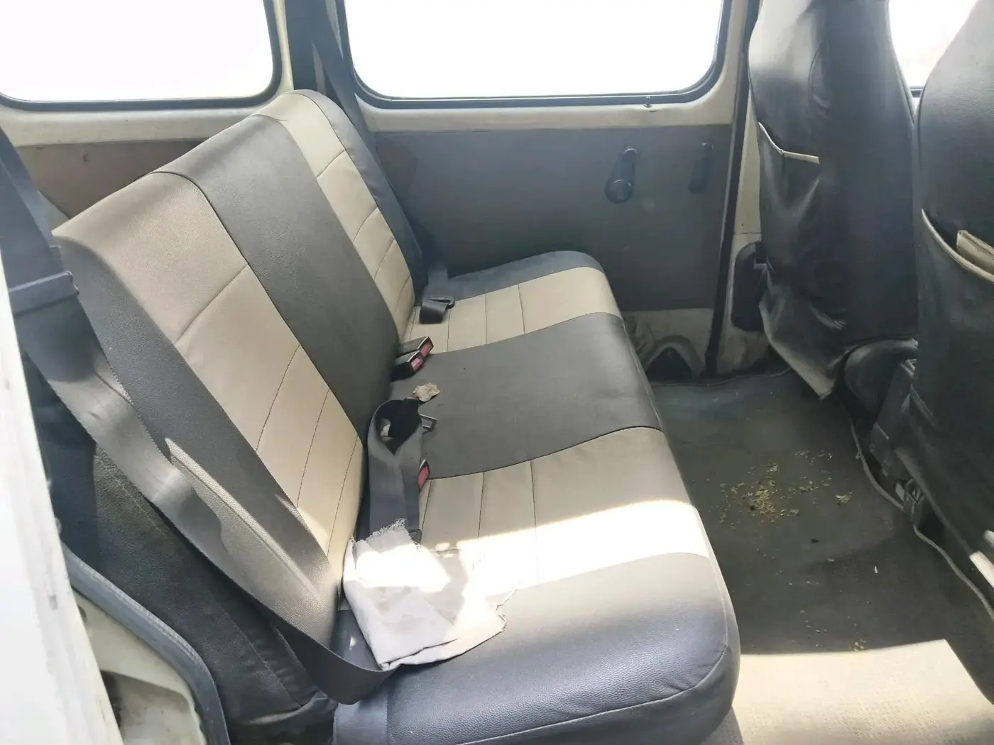 2011 Maruti Eeco 5 STR WITH A/C+HTR, CNG, Manual, 86,598 km, interior