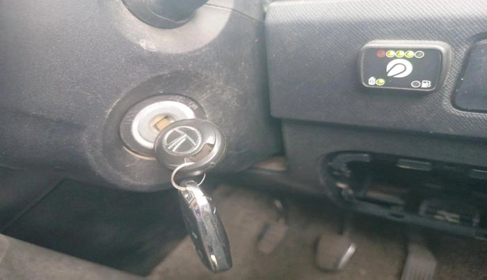 2023 Tata PUNCH PURE MT, CNG, Manual, 34,795 km, interior