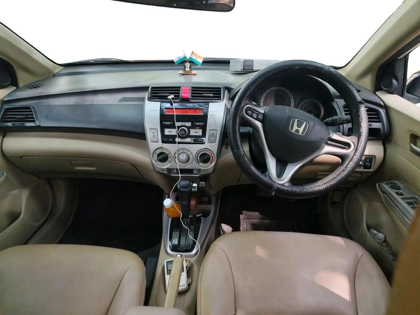 2011 Honda City 1.5L I-VTEC V AT, CNG, Automatic, 90,523 km, interior