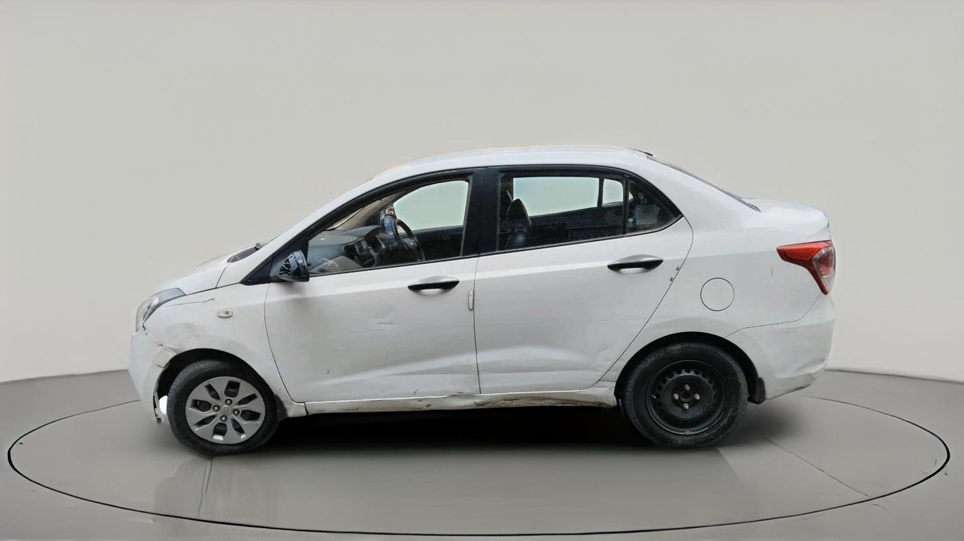 2016 Hyundai Xcent BASE 1.2, CNG, Manual, 1,90,467 km, exterior