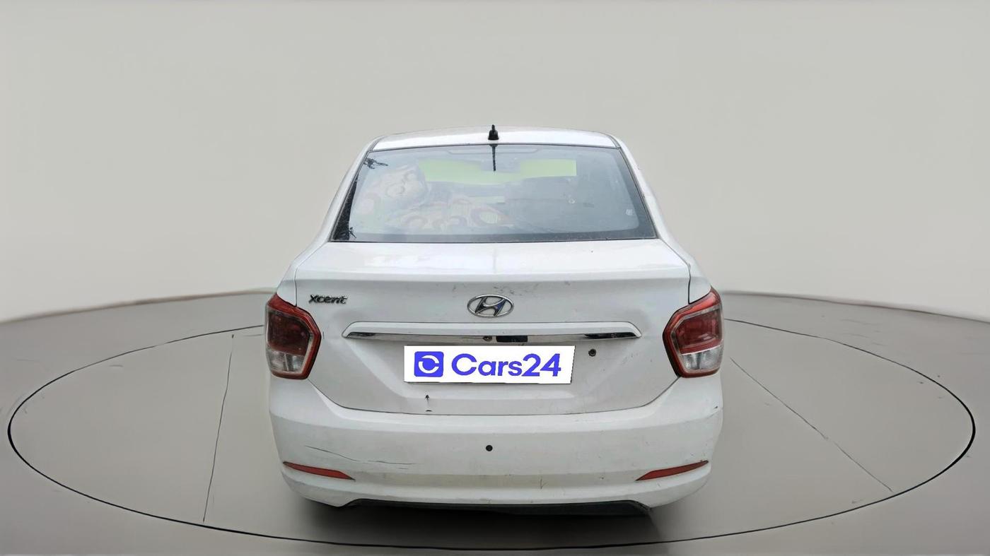 2016 Hyundai Xcent BASE 1.2, CNG, Manual, 1,90,467 km, exterior