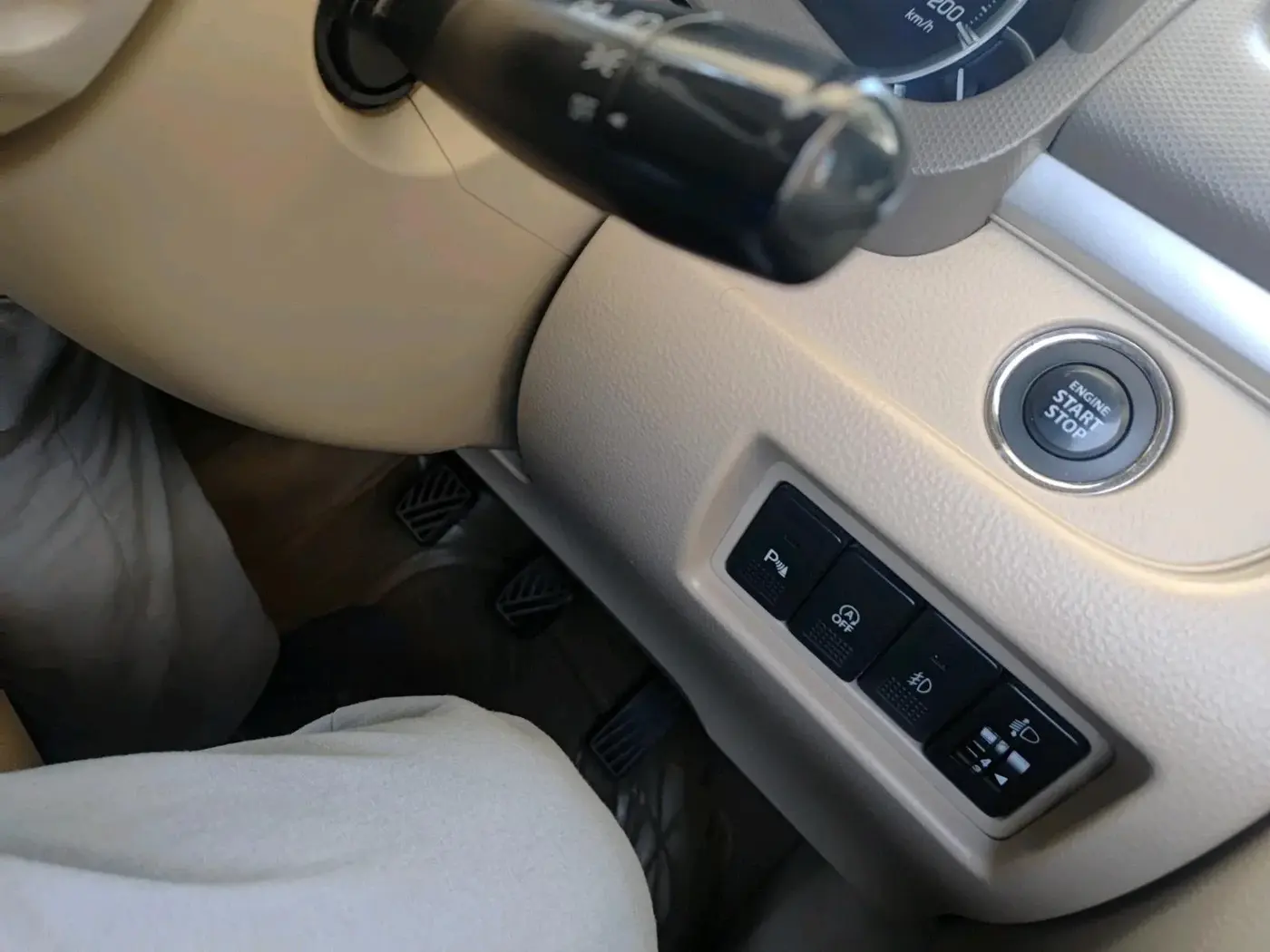 2017 Maruti Ertiga ZDI + SHVS, Diesel, Manual, 69,359 km, interior
