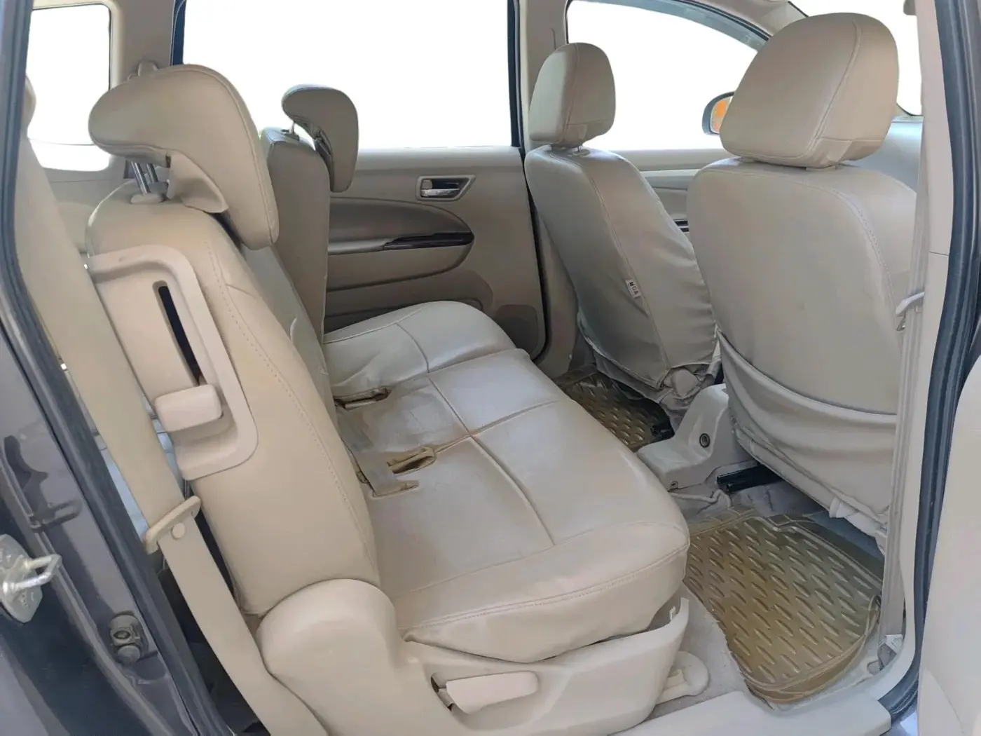 2017 Maruti Ertiga ZDI + SHVS, Diesel, Manual, 69,359 km, interior