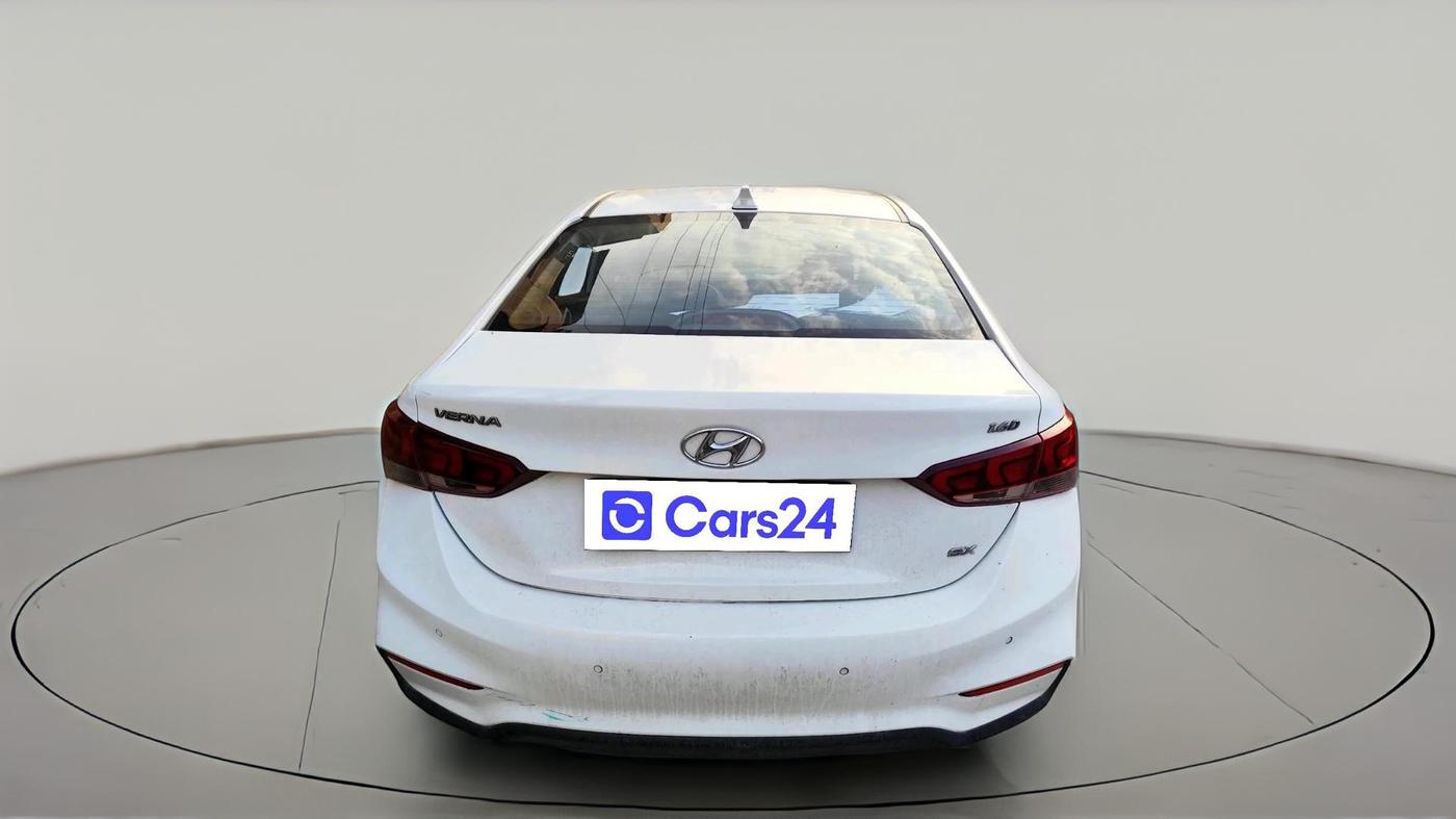 2019 Hyundai Verna 1.6 CRDI SX, Diesel, Manual, 1,68,744 km, exterior