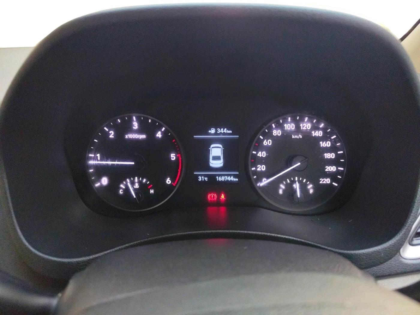 2019 Hyundai Verna 1.6 CRDI SX, Diesel, Manual, 1,68,744 km, interior